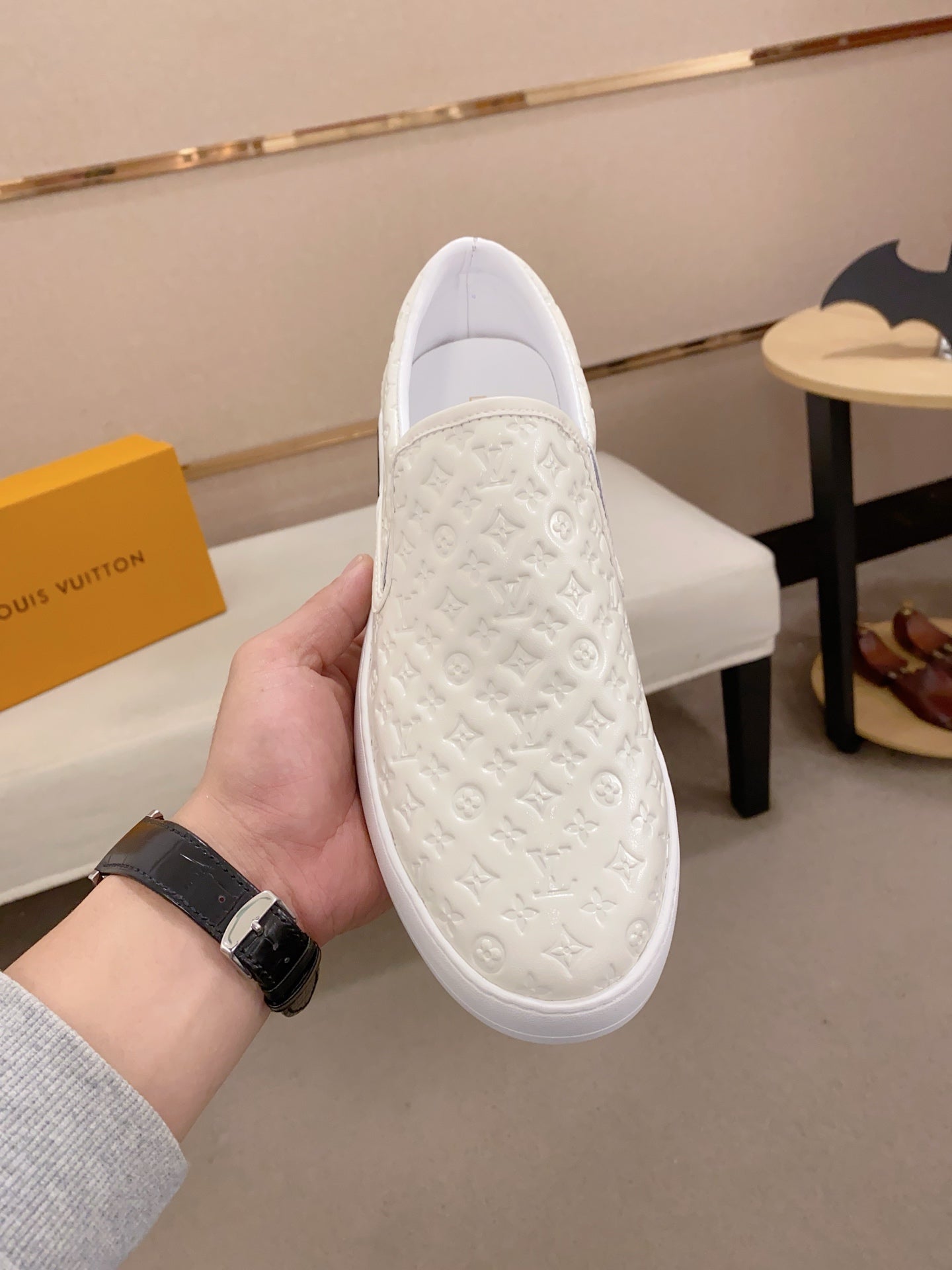 Lv Slip on Leather White Monogram Black