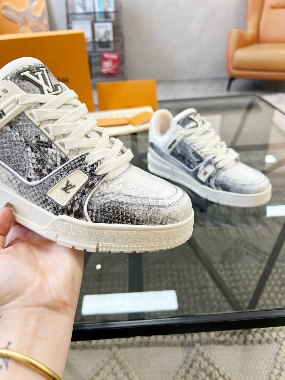 LV Skate