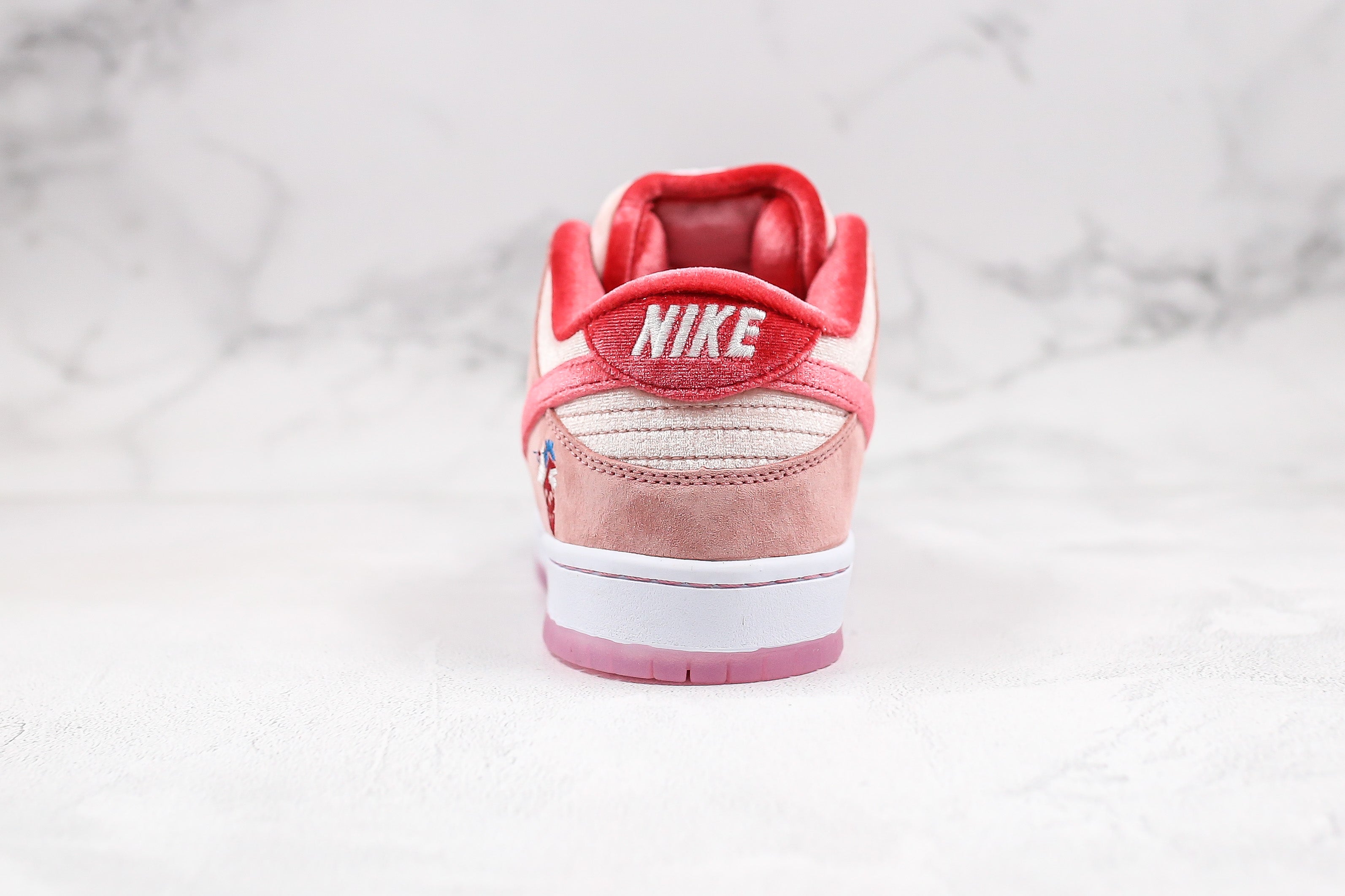 Nike SB Dunk Low Strangelove (PRONTA ENTREGA) Tamanho 41 e 42