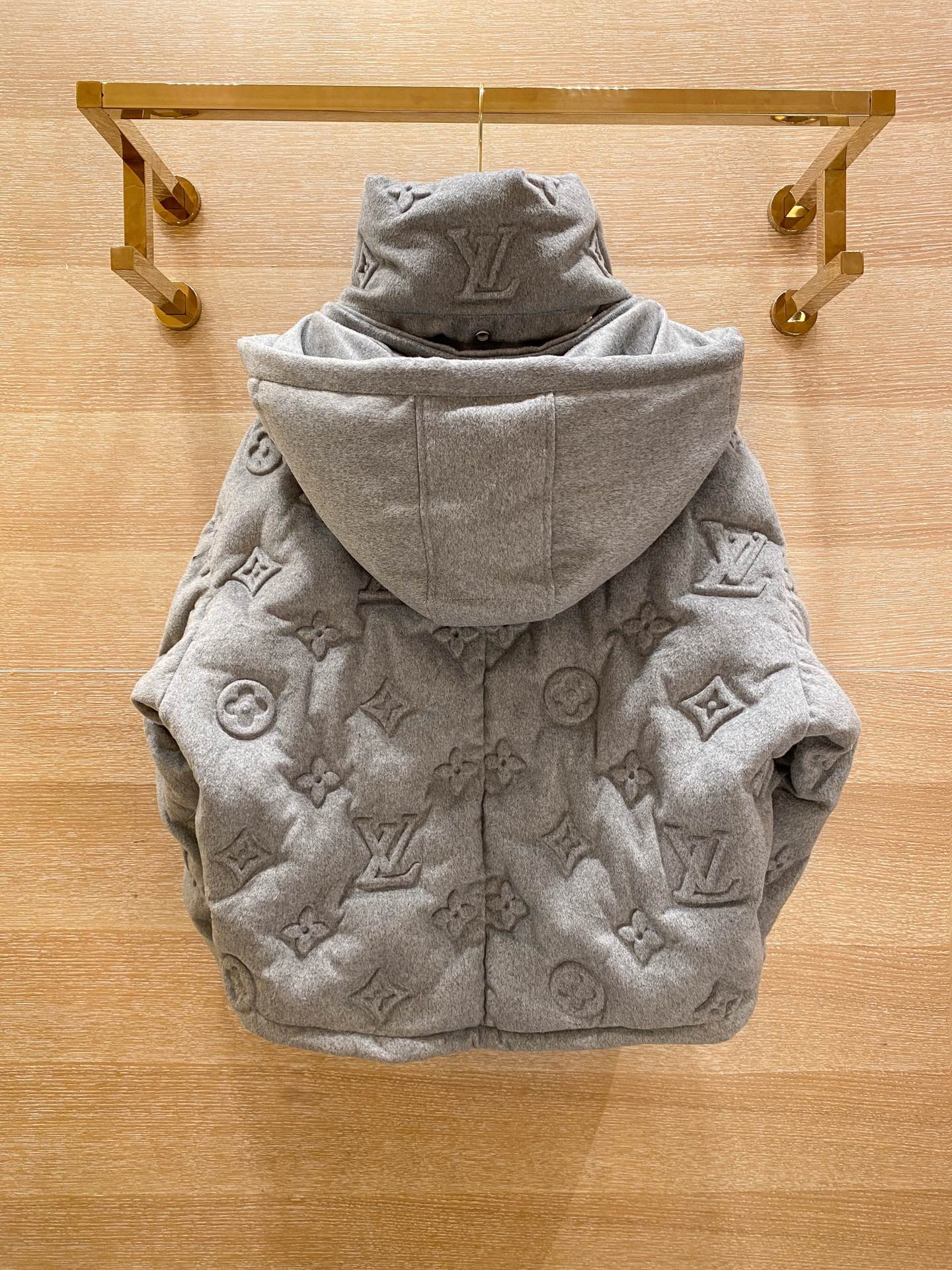 Jaqueta Louis Vuitton Grey Monogram Boyhood Puffer