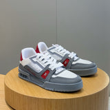 Tênis LOUIS VUITTON Trainer Sneaker in White and Graphite Mesh with Red Accents