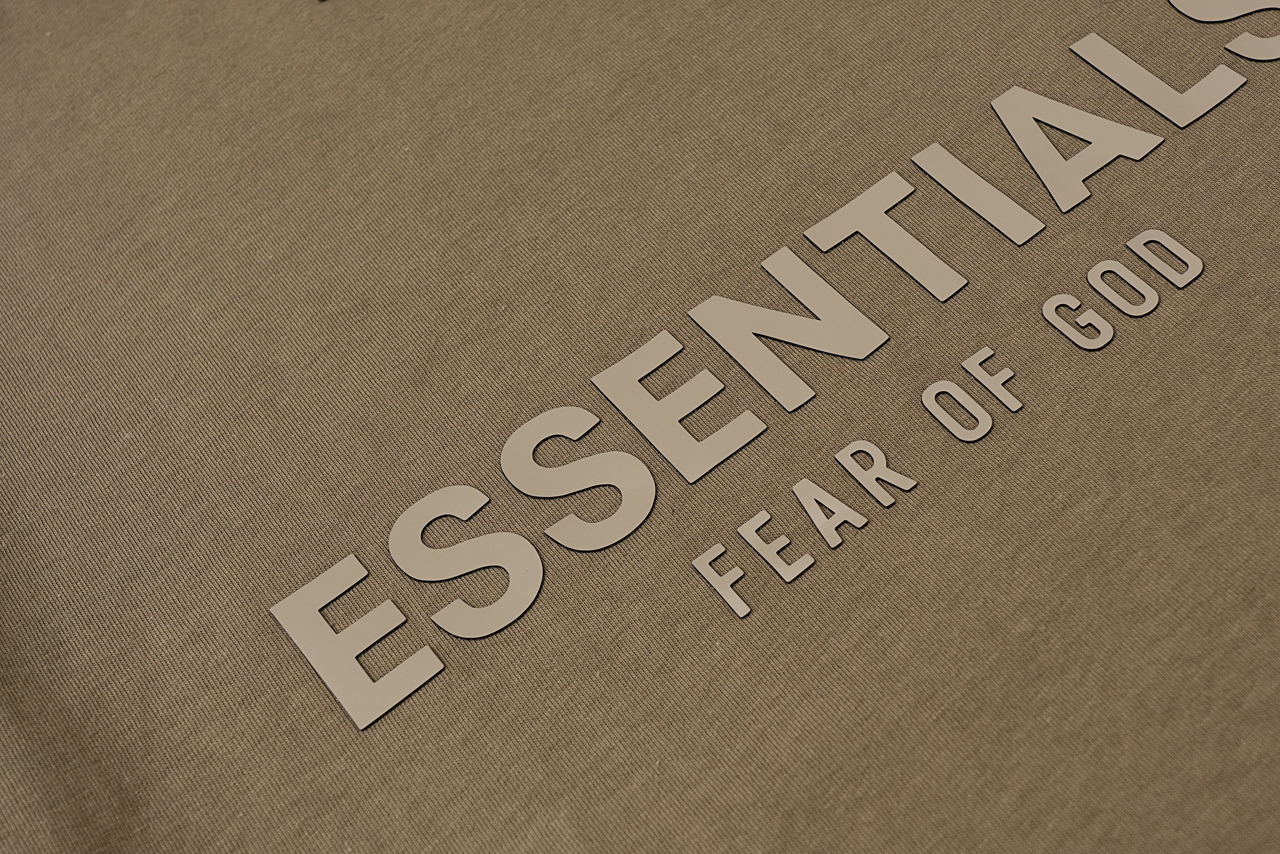 Camiseta Fear Of God Essentials