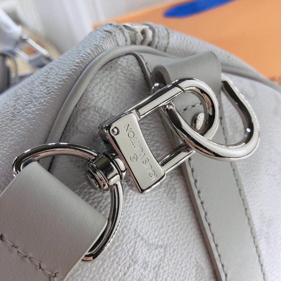 LOUIS VUITTON Monogram Logo Keepall Bandouliere 50 White