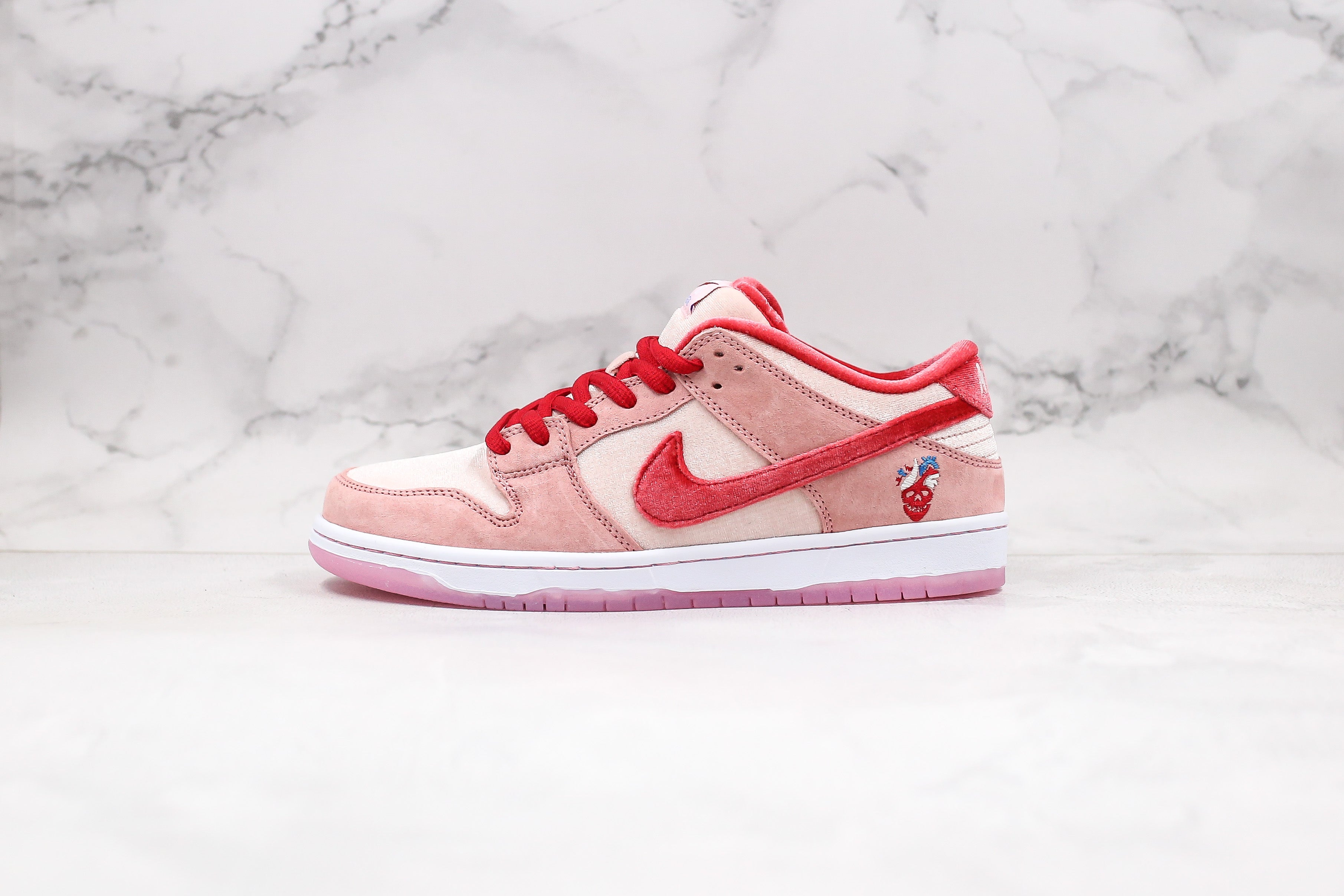 Nike SB Dunk Low Strangelove (PRONTA ENTREGA) Tamanho 41 e 42