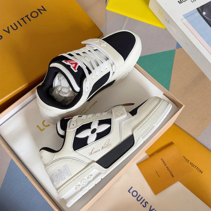 LV Trainer Velcro White Black