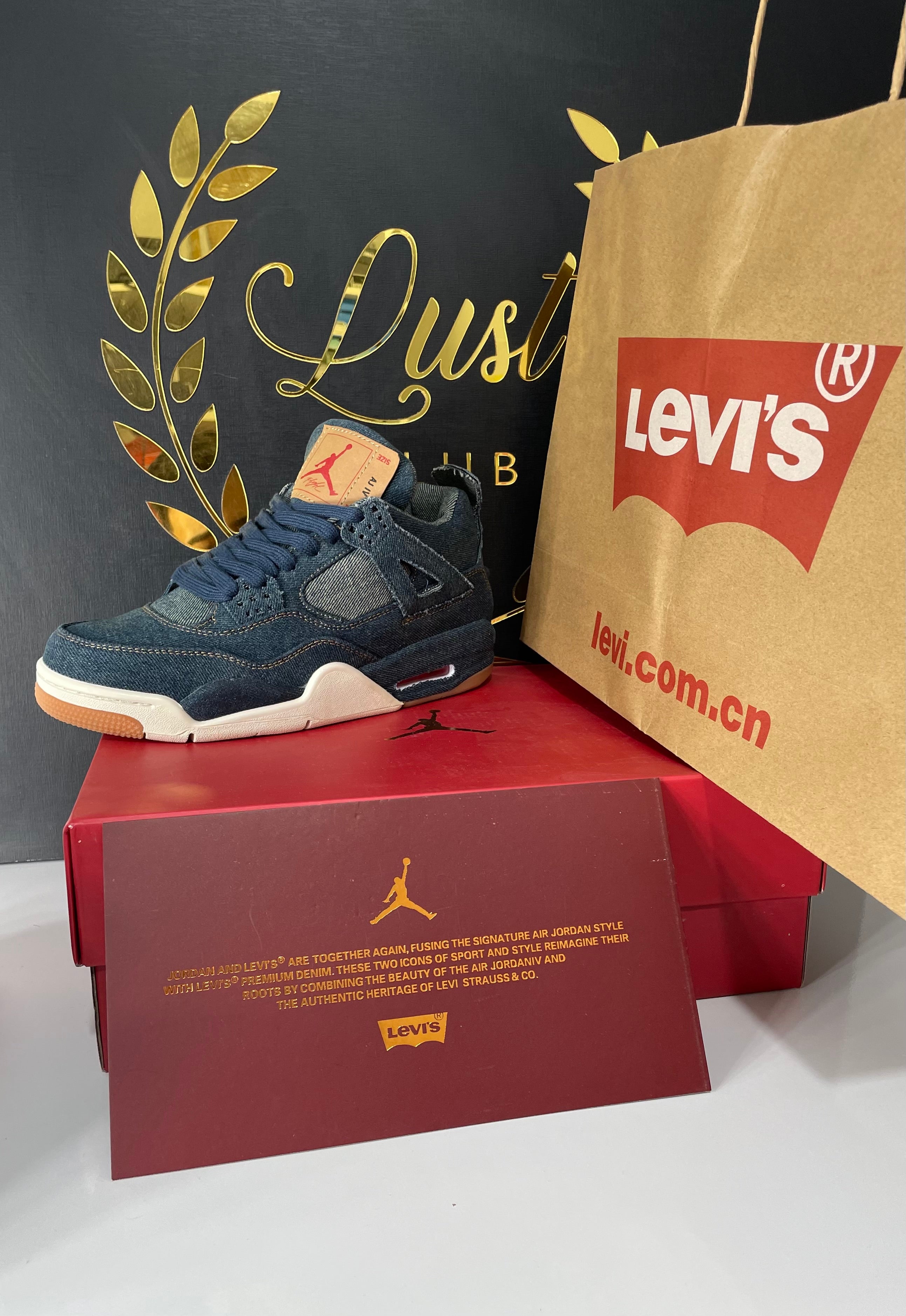 Jordan 4 Retro Levi's Blue Denim (PRONTA ENTREGA) Tamanho 40