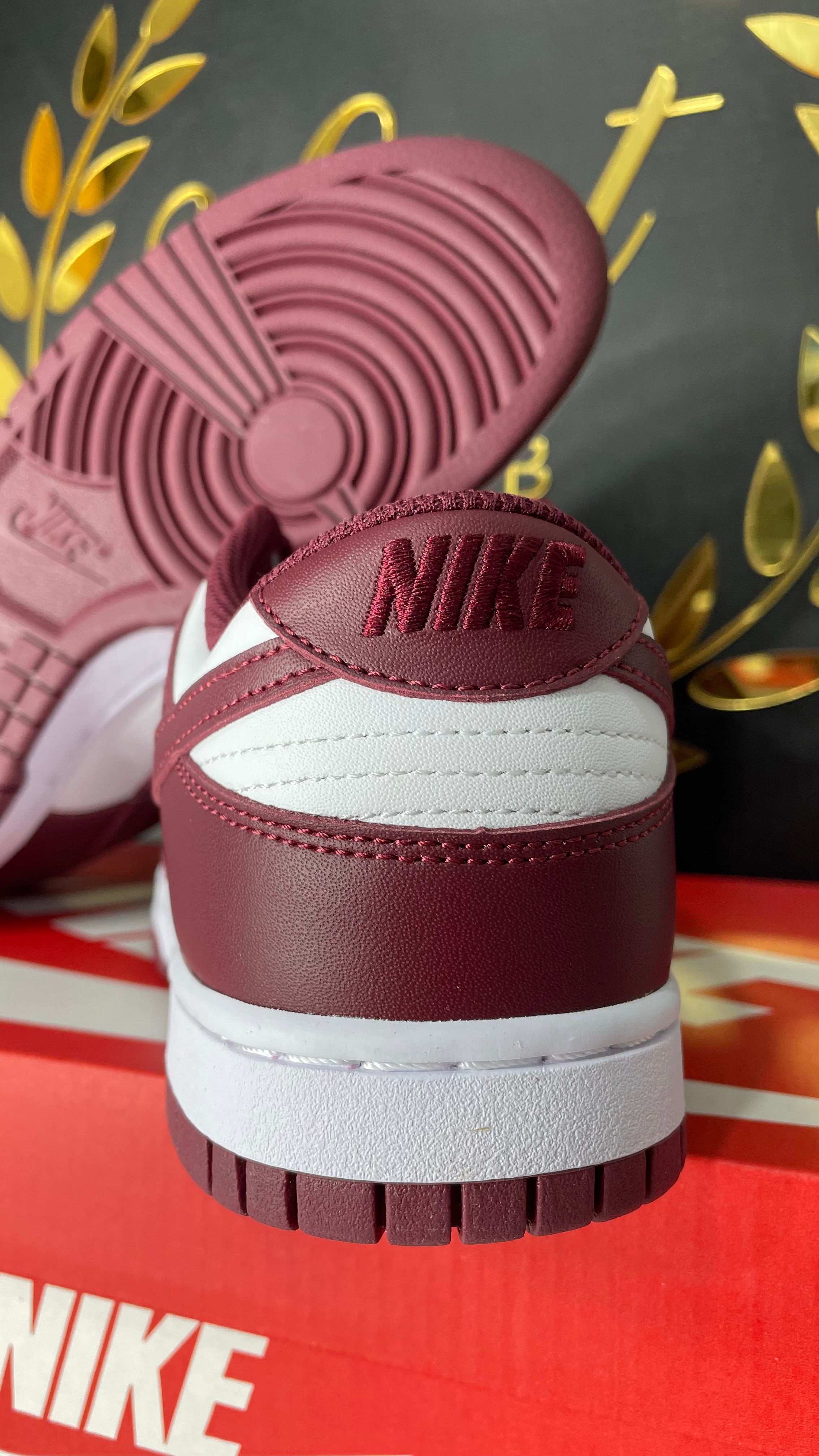 Nike Dunk Low Bordeaux (PRONTA ENTREGA) Tamanho 35