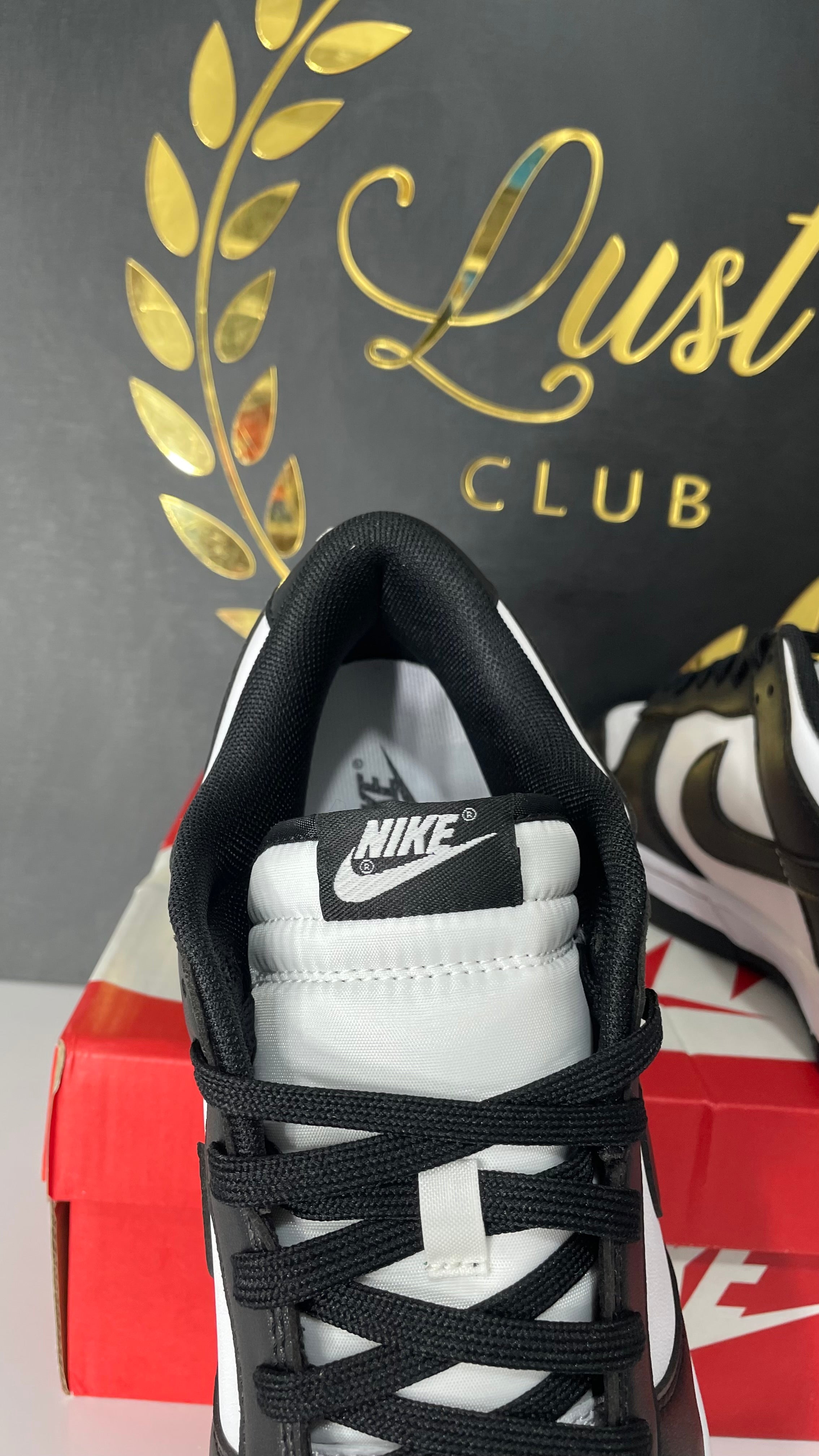 Nike Dunk Low Retro Black White Panda (PRONTA ENTREGA) Tamanho 35