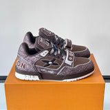 Trainer