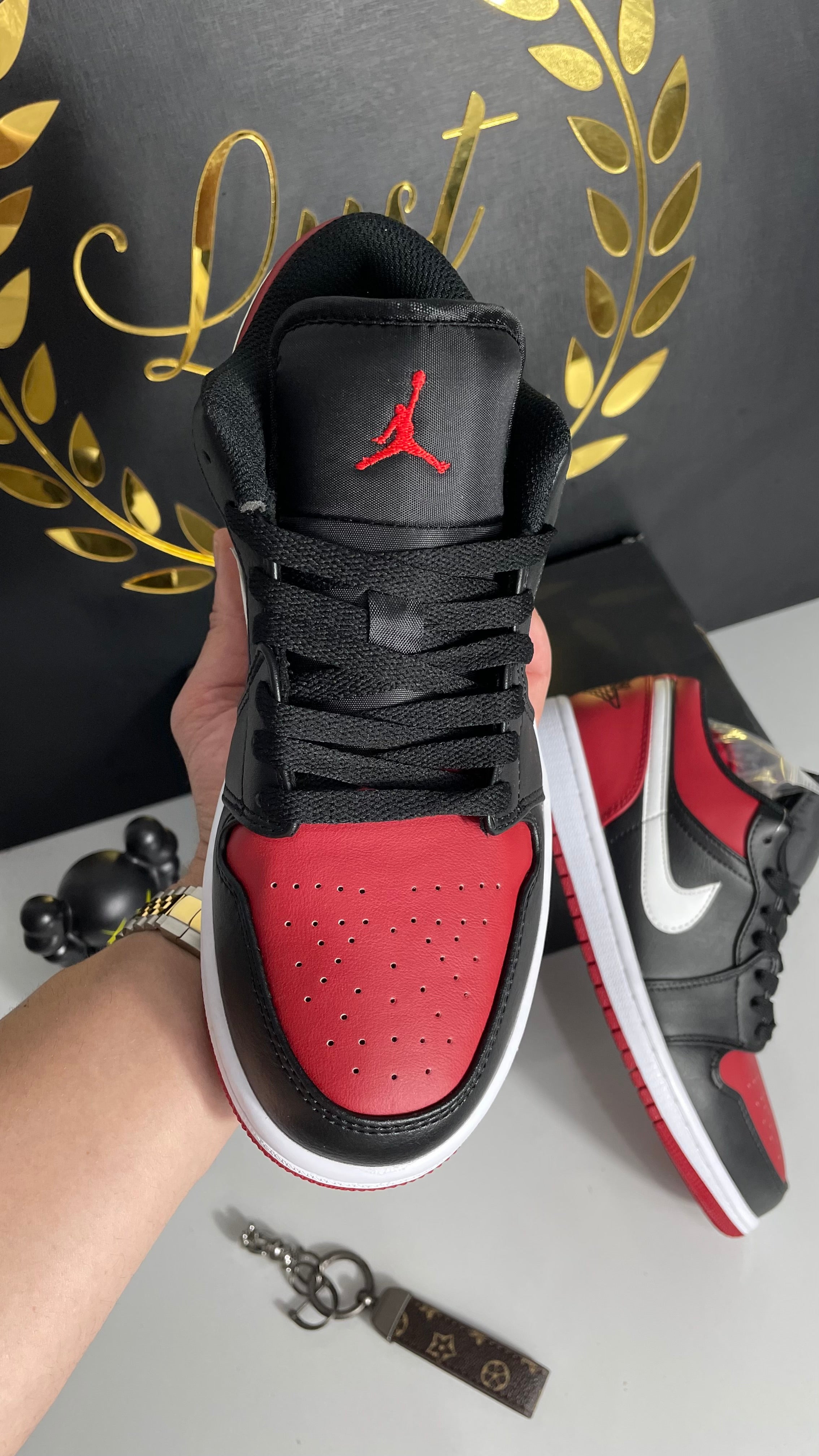 AIR JORDAN 1 LOW BLACK/GYM RED-WHITE NOIR/BLANC/ROUGE GYM (PRONTA ENTREGA) Tamanho 38