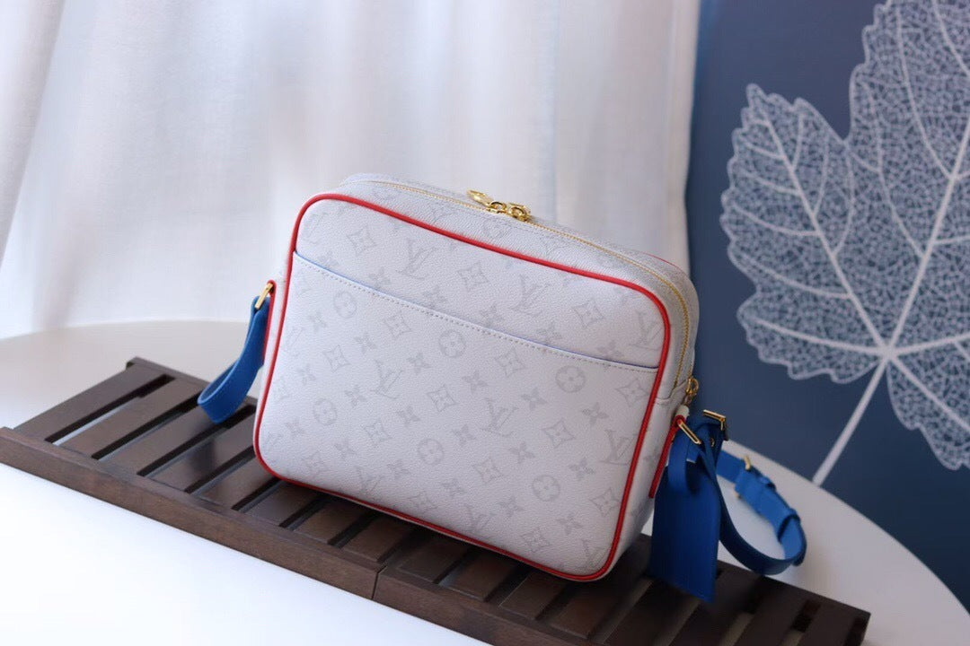 Bag LV X NBA Nil Monogram Antarctica Shoulder Bag