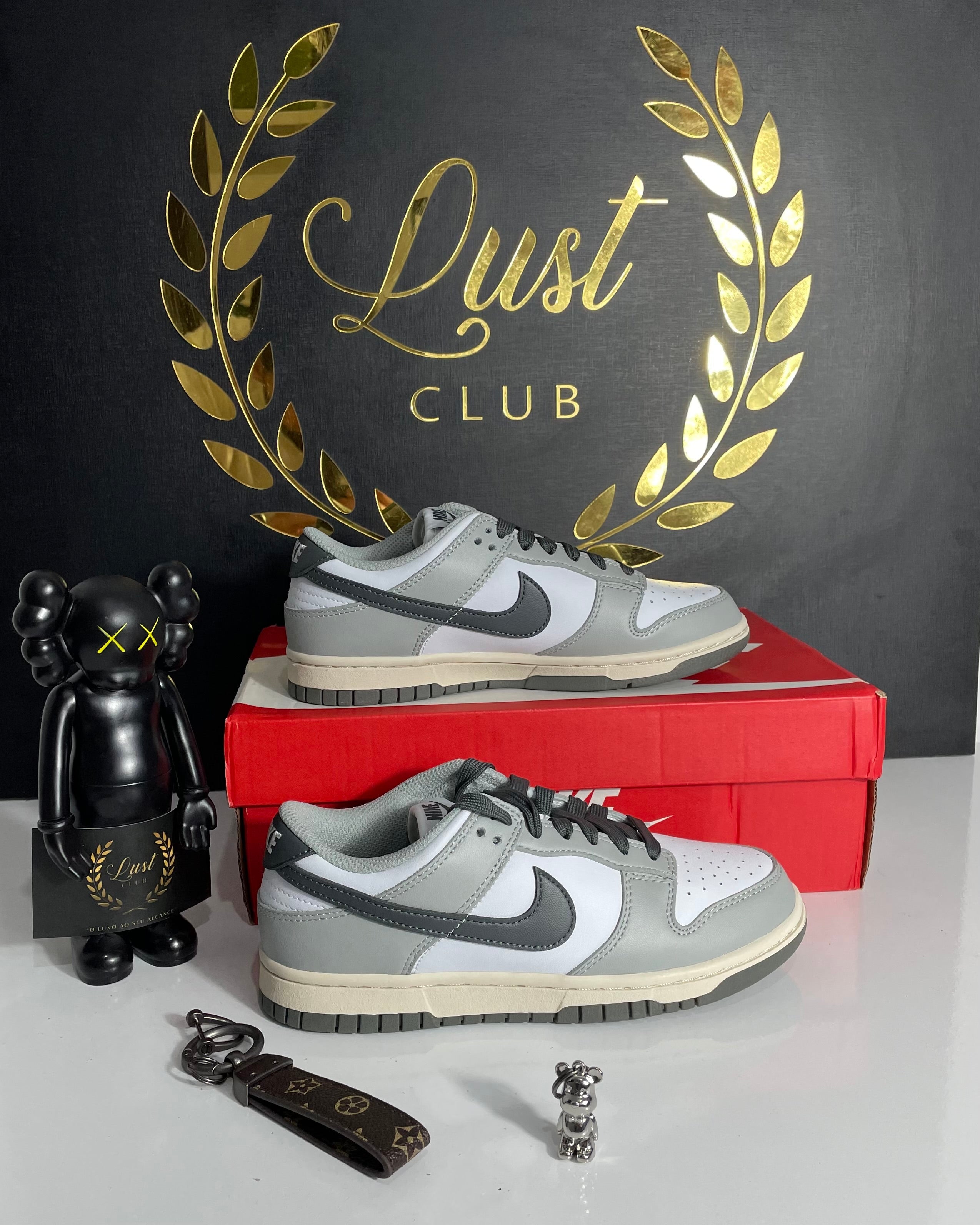Nike Dunk Low Smoke Grey Fog (PRONTA ENTREGA) Tamanho 35, 40