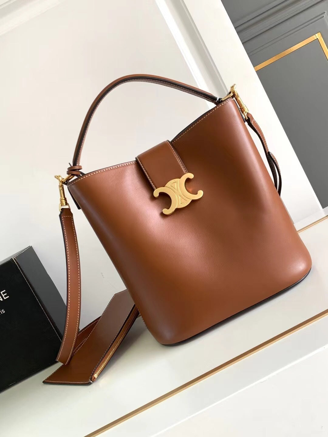 BOLSA CELINE Louise Bucket