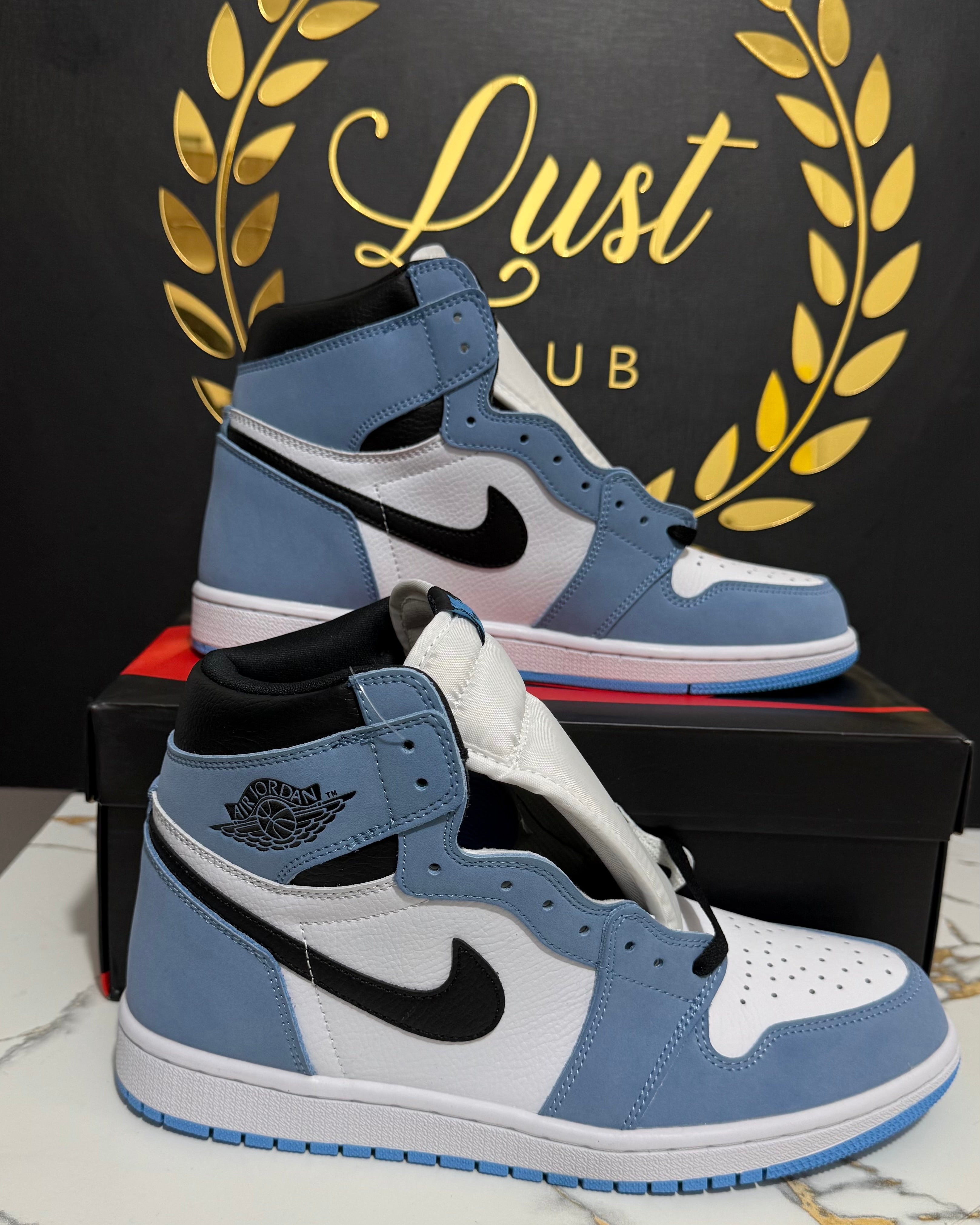 Jordan 1 Retro High White University Blue Black (PRONTA ENTREGA) Tamanho 41