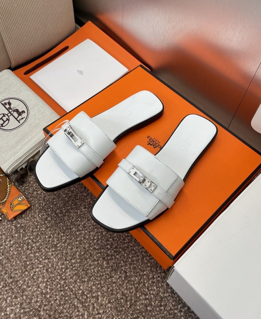 Hermes Gabriel Sandal Noir White