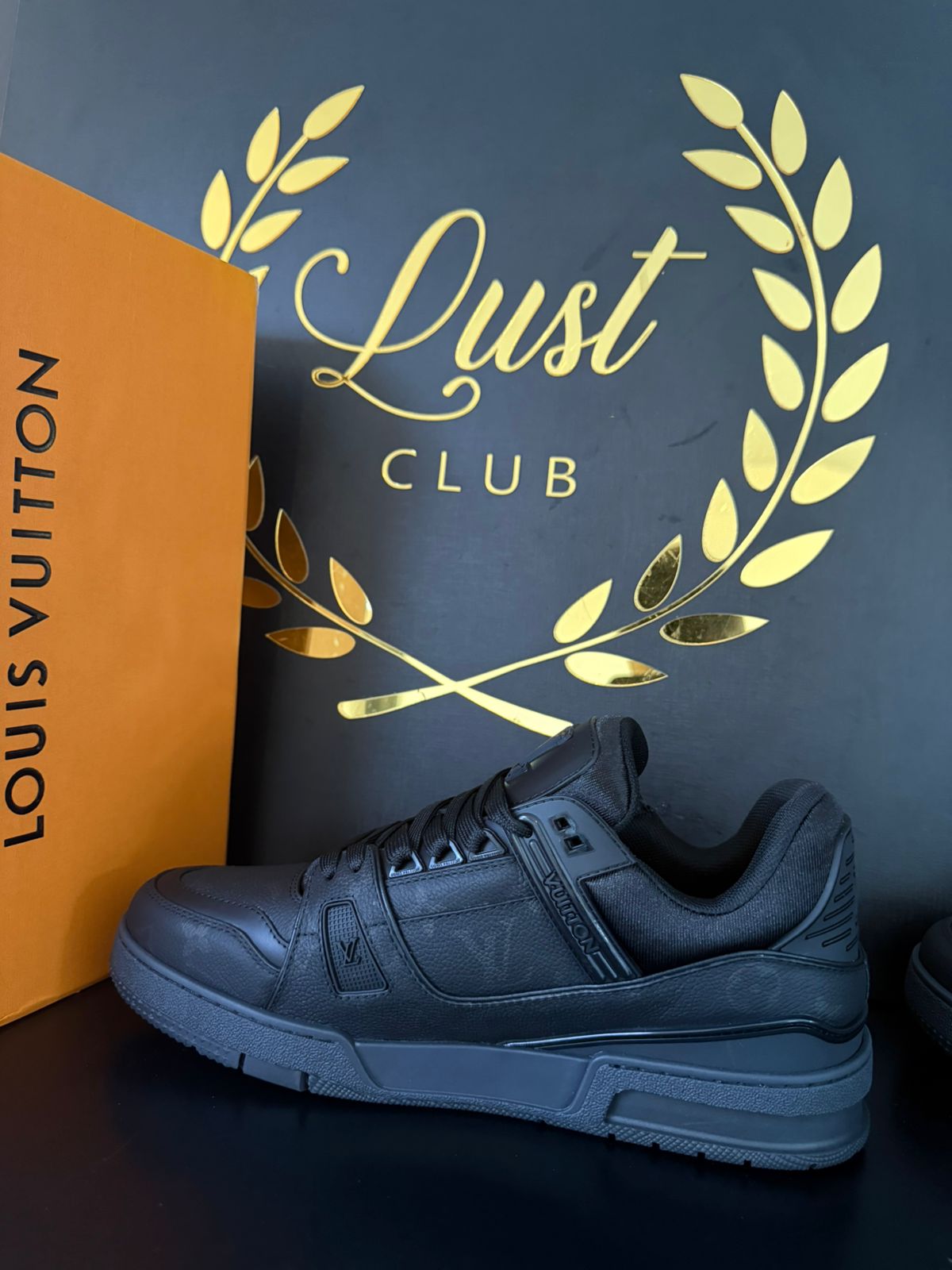 Tenis Louis Vuitton Arch Light Black (PRONTA ENTREGA) Tamanho 44