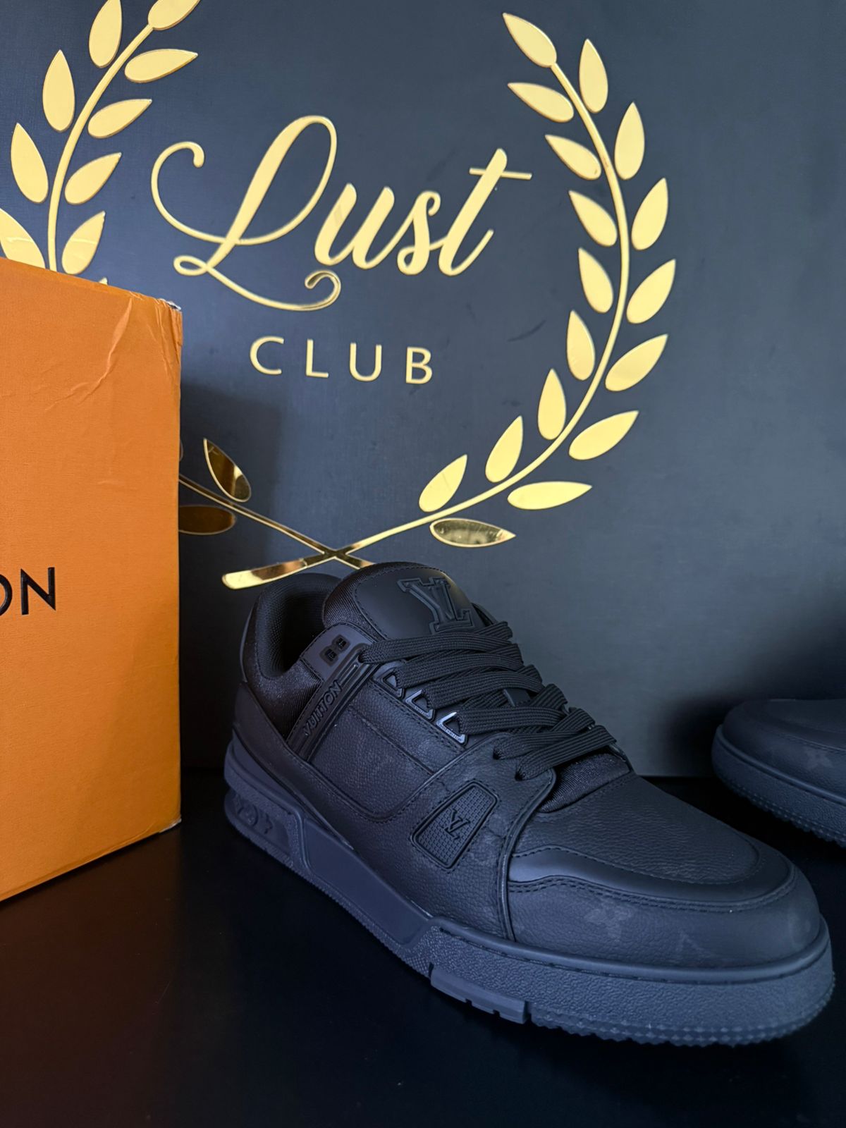 Tenis Louis Vuitton Arch Light Black (PRONTA ENTREGA) Tamanho 44