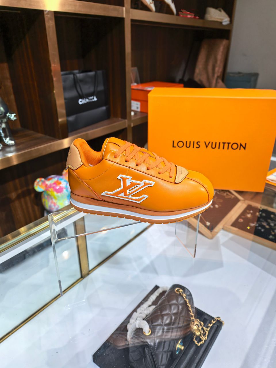 LV Buttersoft Orange White