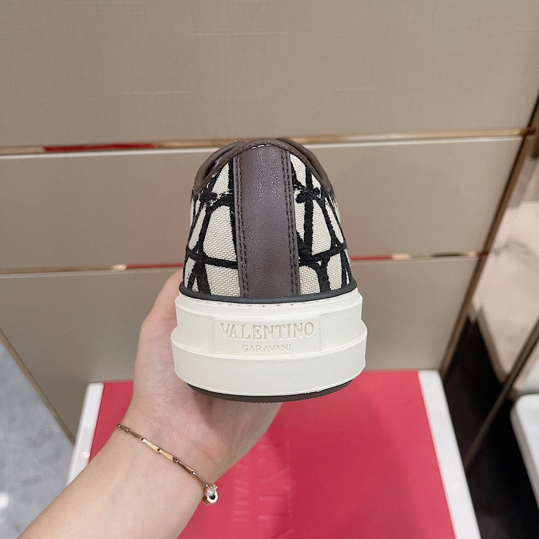 Tênis Casual Valentino