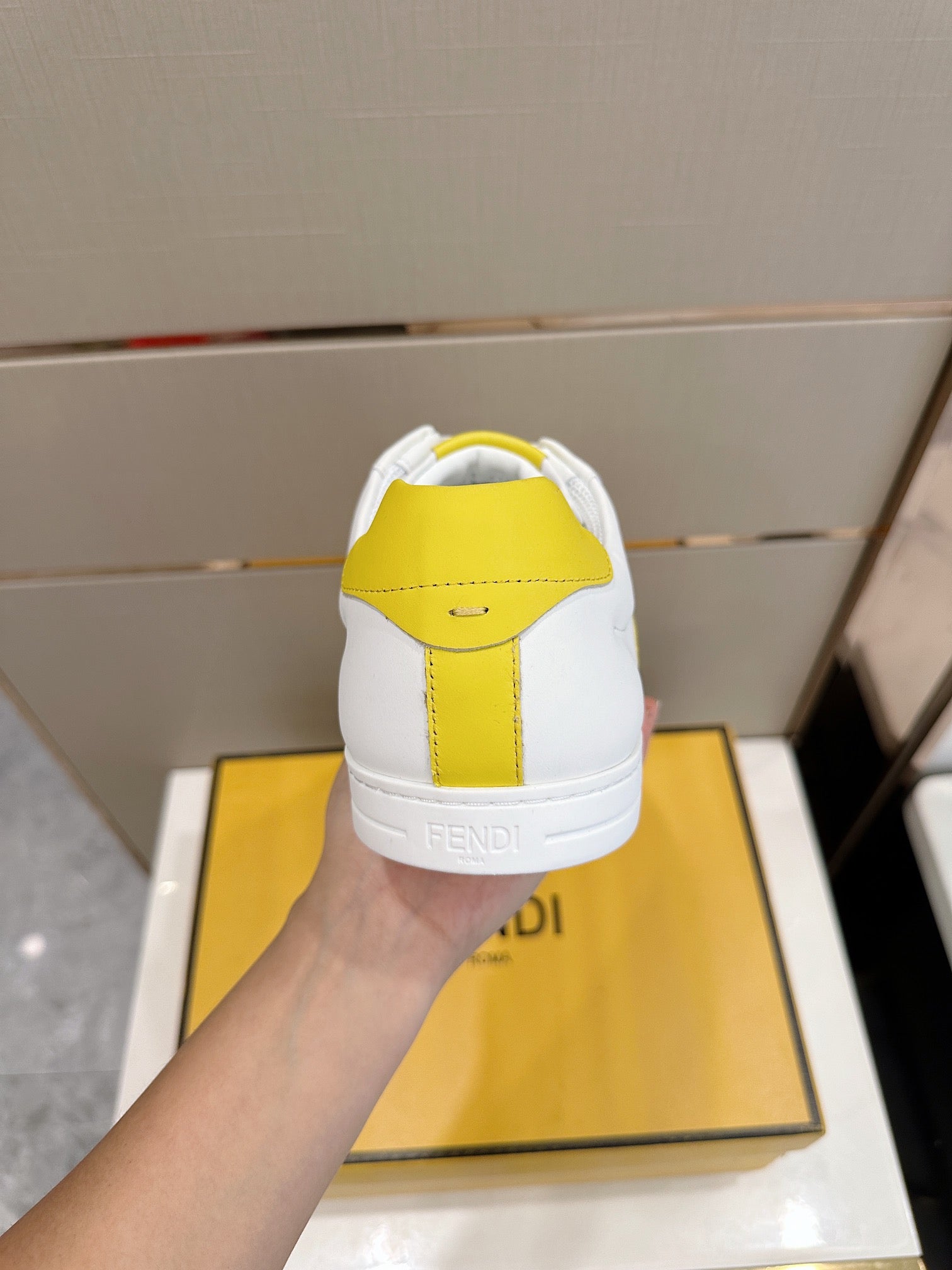 Tênis Casual Fendi
