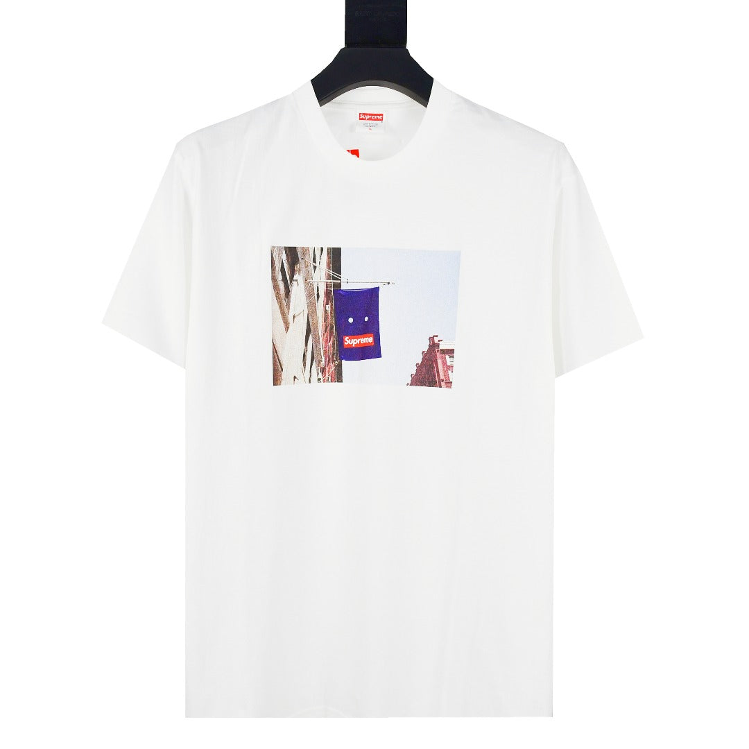 Camiseta Supreme Week 1 Banner
