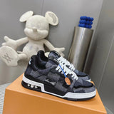Trainer Black