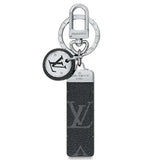 Chaveiro e Charm de Bolsa Neo Club