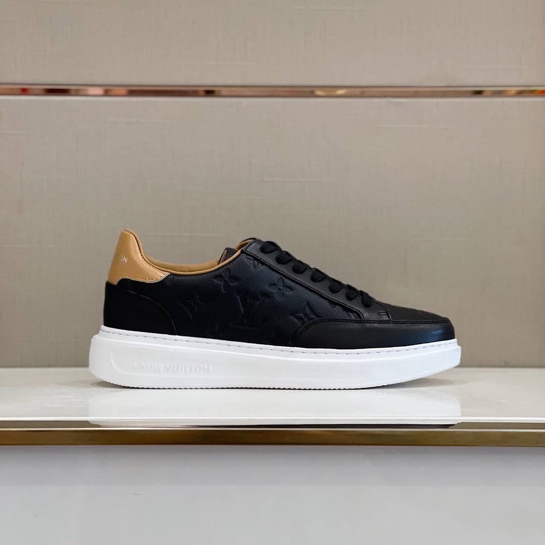 Tênis Casual LV