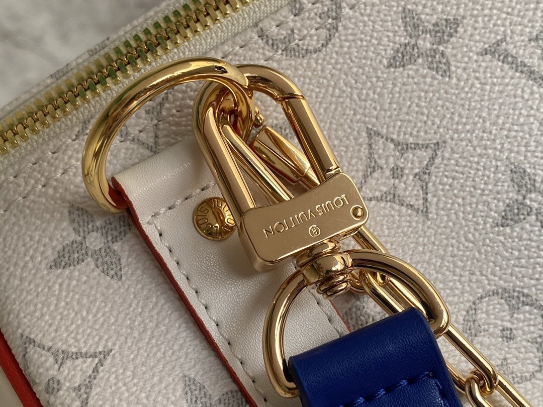 Louis Vuitton x NBA Basketball Keepall 55