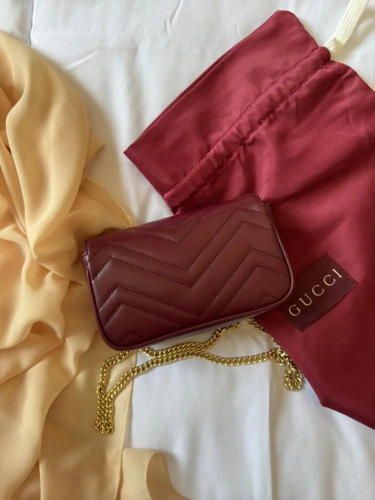 Gucci GG Marmont Matelasse Super Mini Bag Red