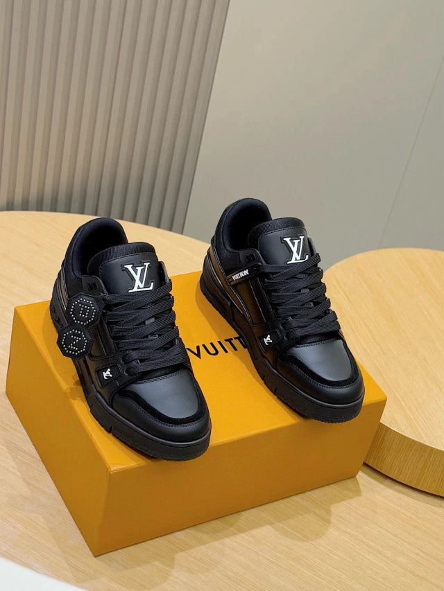 Louis Vuitton Trainers Luxury Black