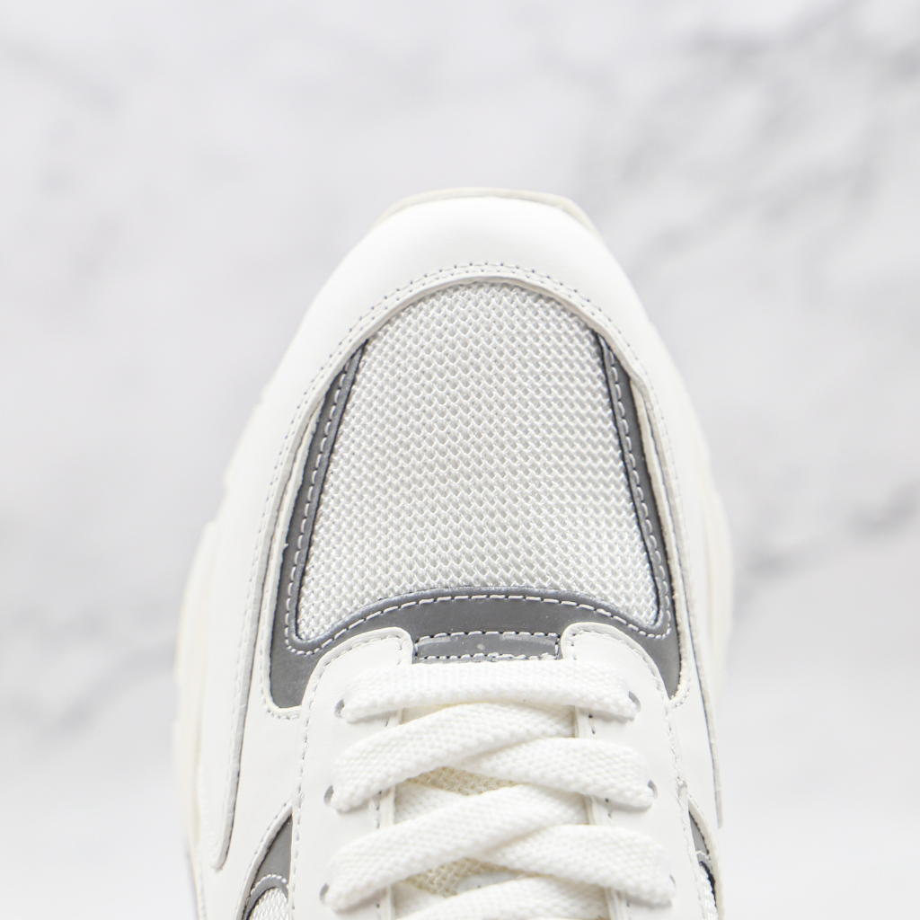 Run Away Sneakers Suede with Mesh White