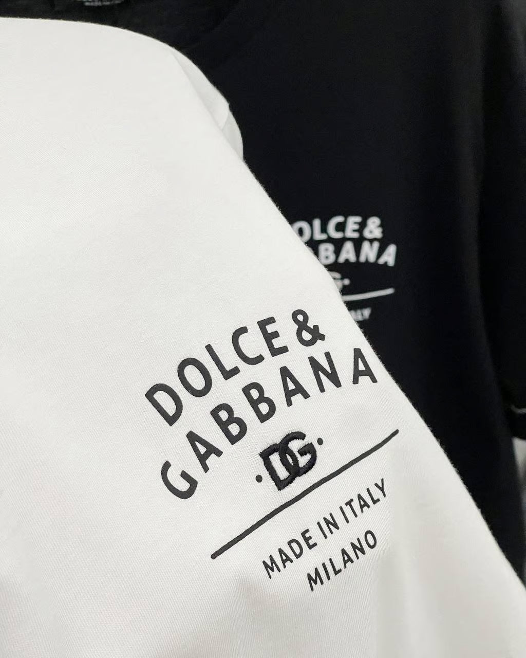 Camiseta Dolce Gabbana White Logo Black
