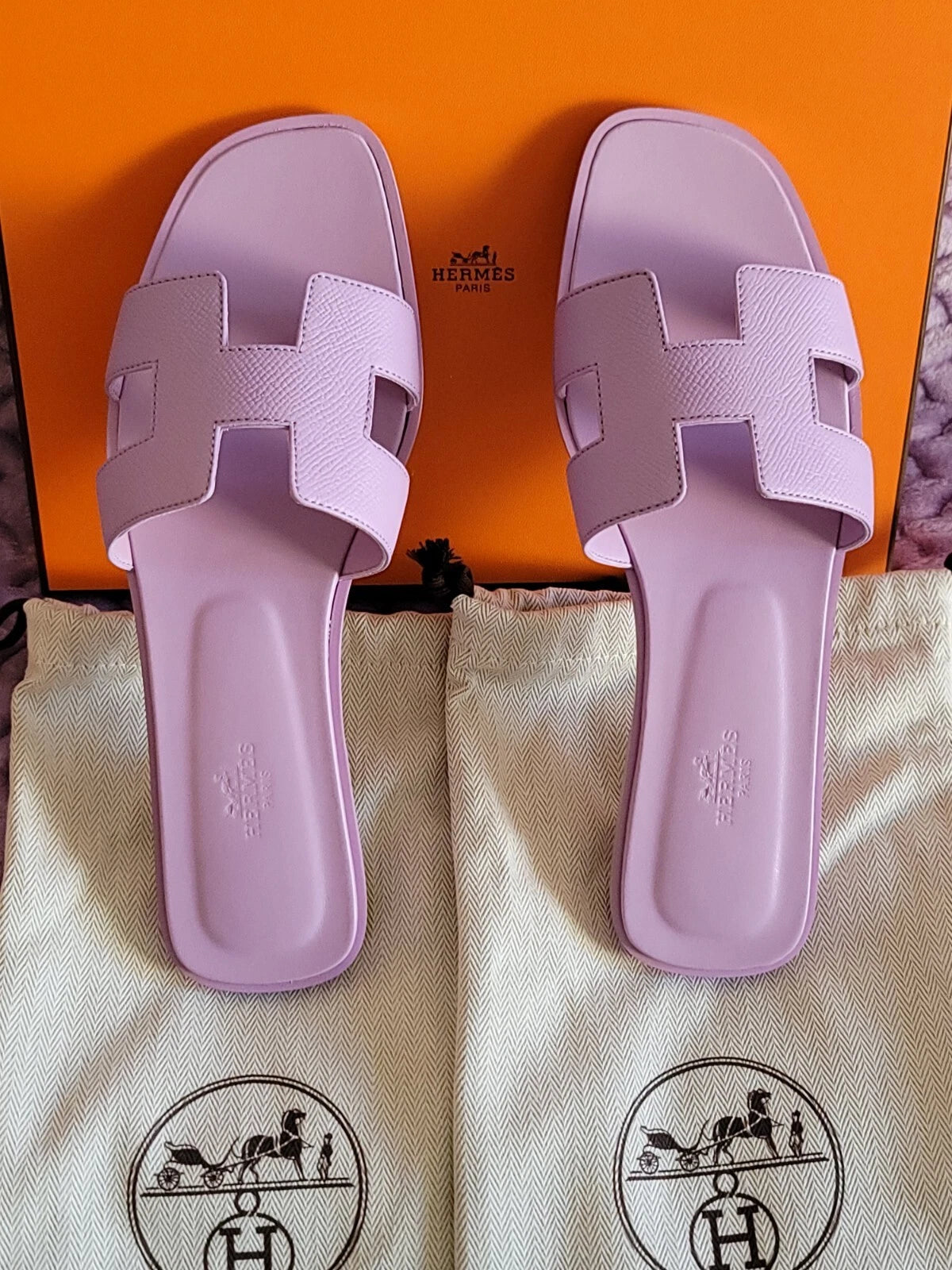 Hermes Izmir Sandal Noir Smooth Calfskin Leather Rose