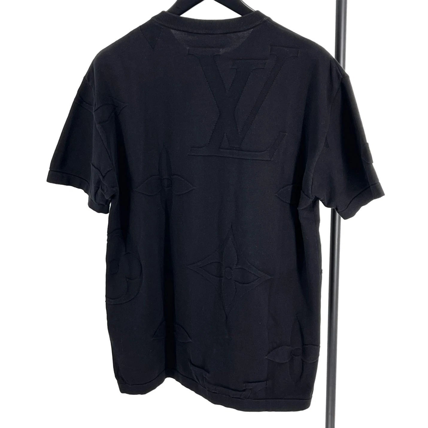 Camiseta Louis Vuitton Black Relevo Monogram