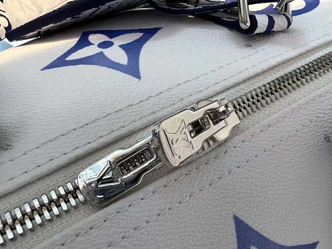 Louis Vuitton By The Pool 2.0 Keepall Bandouliere 50