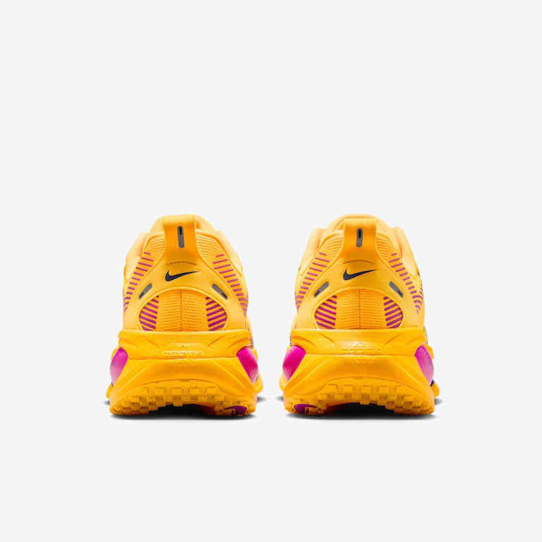 Tênis Nike Vomero Plus Laranja/Roxo