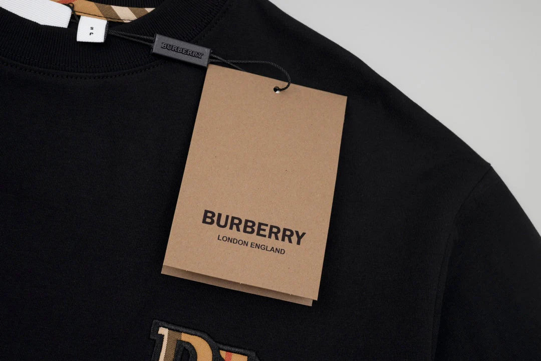 Camiseta Burberry Black Logo Beige (Pronta Entrega) Tam P