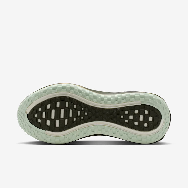 Tênis Nike Vomero Plus SE Velocità