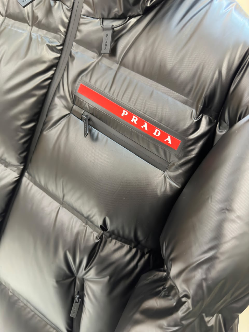 Jaqueta Prada Light Re-Nylon Hooded Puffer