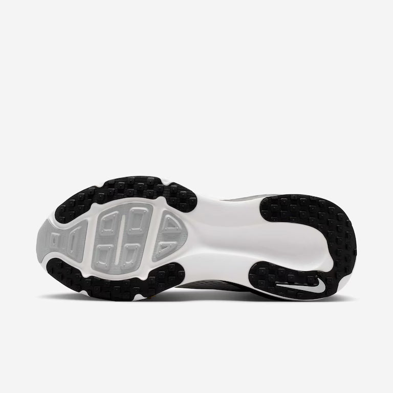 Tênis Nike Vomero 18 White/Black Details
