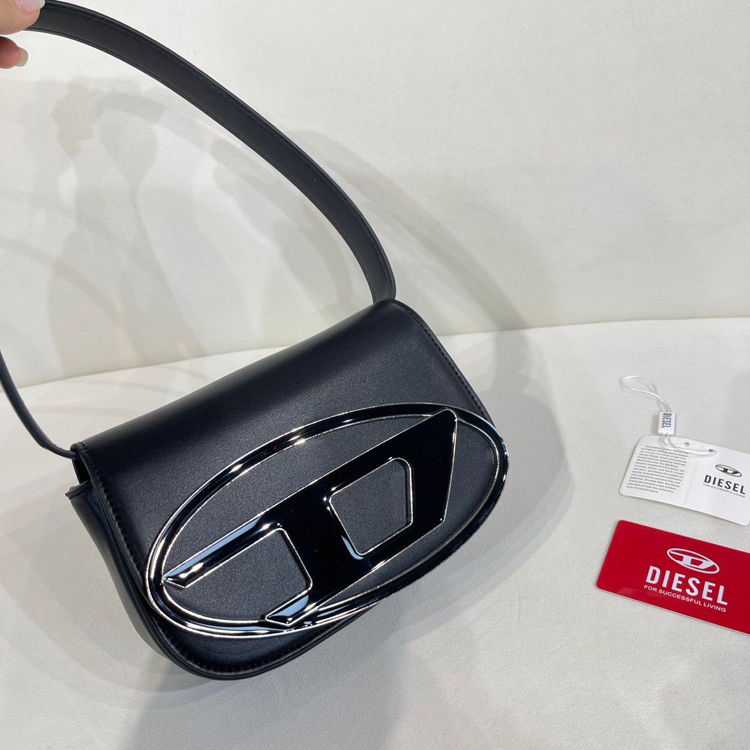 Diesel 1DR Shoulder Bag Nappa Leather Black
