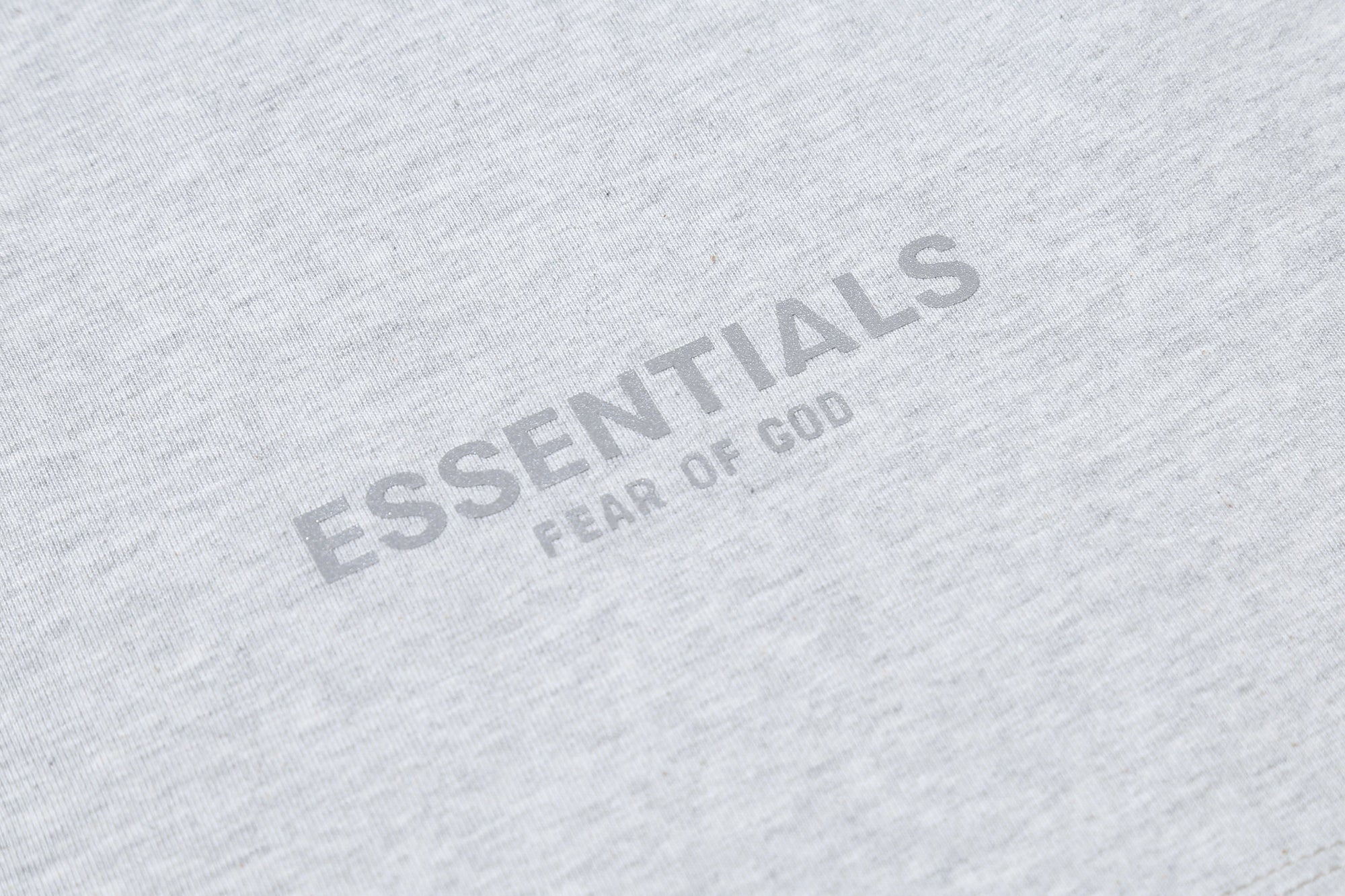 Camiseta Fear Of God Essentials