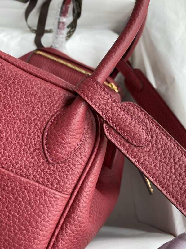 Bolsa Hermes Lindy 26 Rouge Grenat Clemence Leather