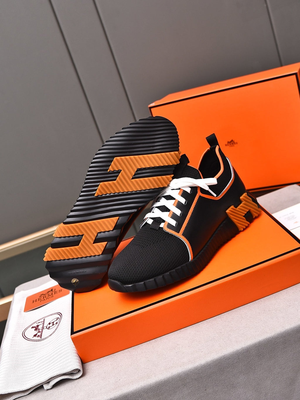Tenis Hermès (Pronta Entrega) Tamanho 43