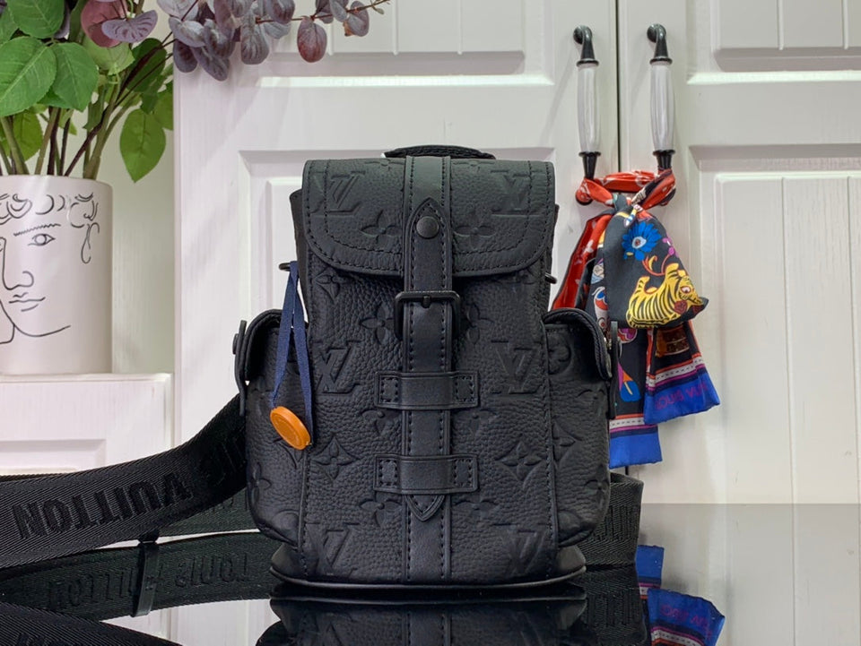 Bag Lv Nano Christopher Taurillon Monogram