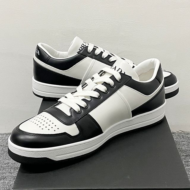 Prada Downtown Low Top Sneakers Logo Black