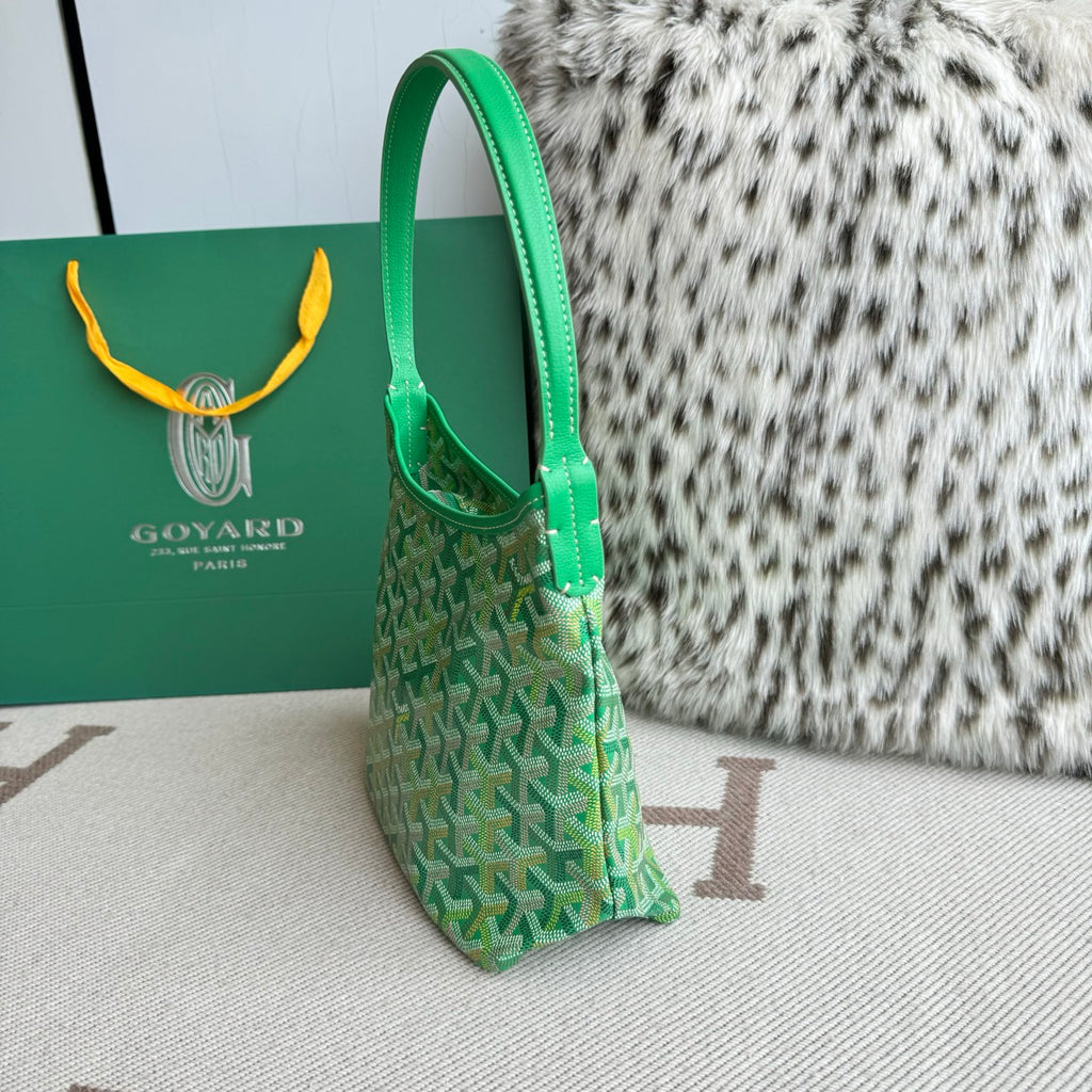 Goyard Necessaire Boheme Hobo Powder Green