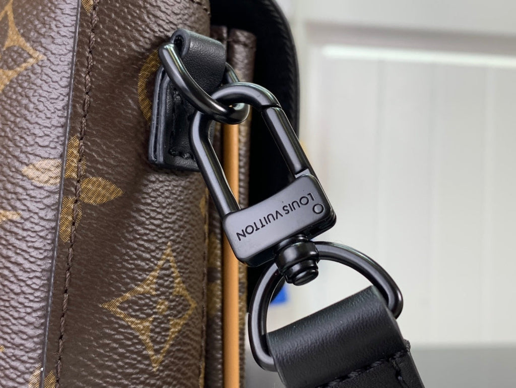 Bag S-lock Vertical Wearable Wallet Monogram Brown