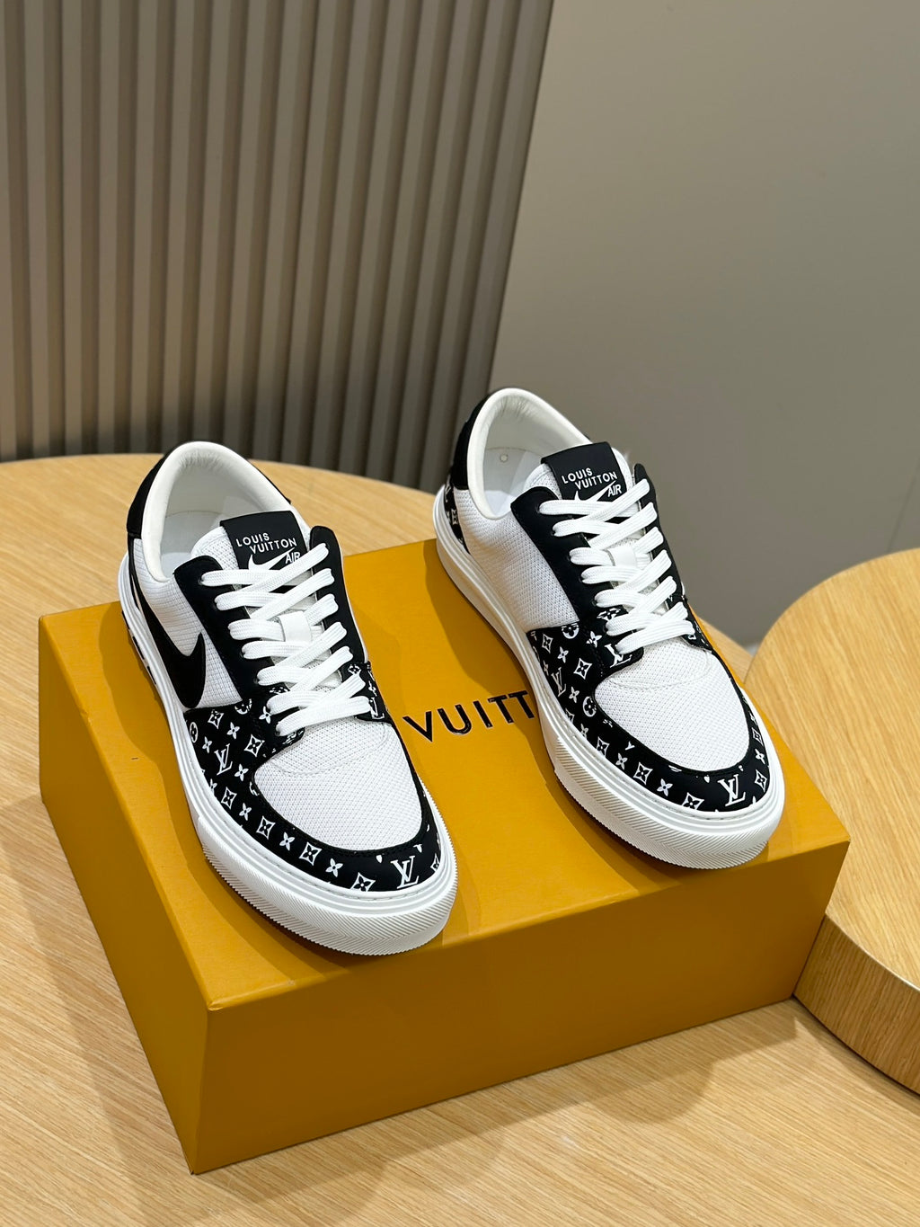 TÊNIS LOUIS VUITTON x NIKE Ollie Monogram Black